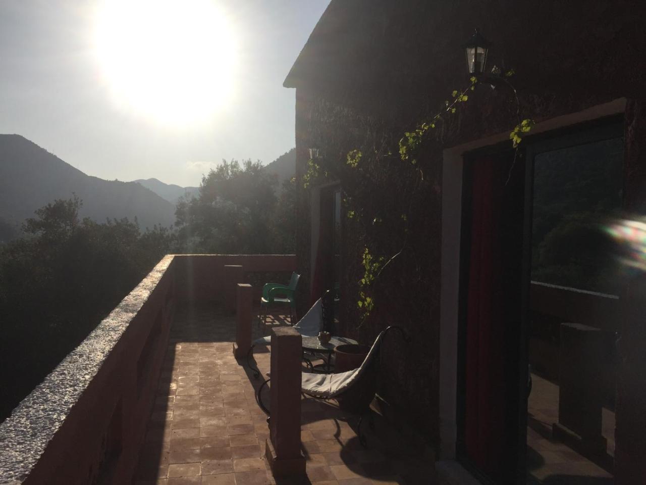 Chez Yahia, Au Coeur De L'Ourika Hotel ภายนอก รูปภาพ